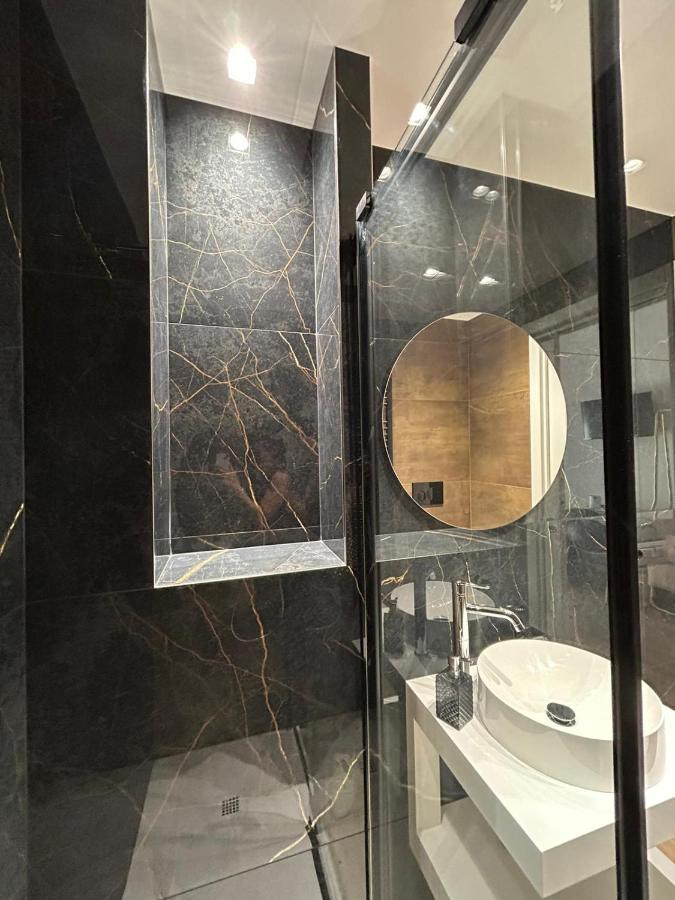 Roma Nostra Luxury B&B ภายนอก รูปภาพ